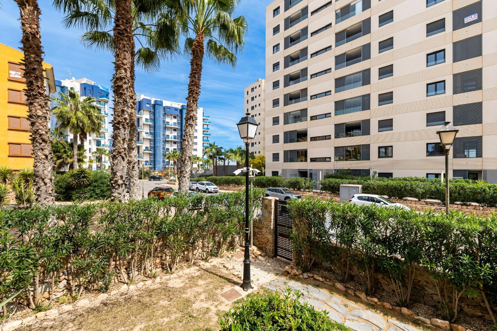 Tornado Apartamento Sunrise Torrevieja Esterno foto